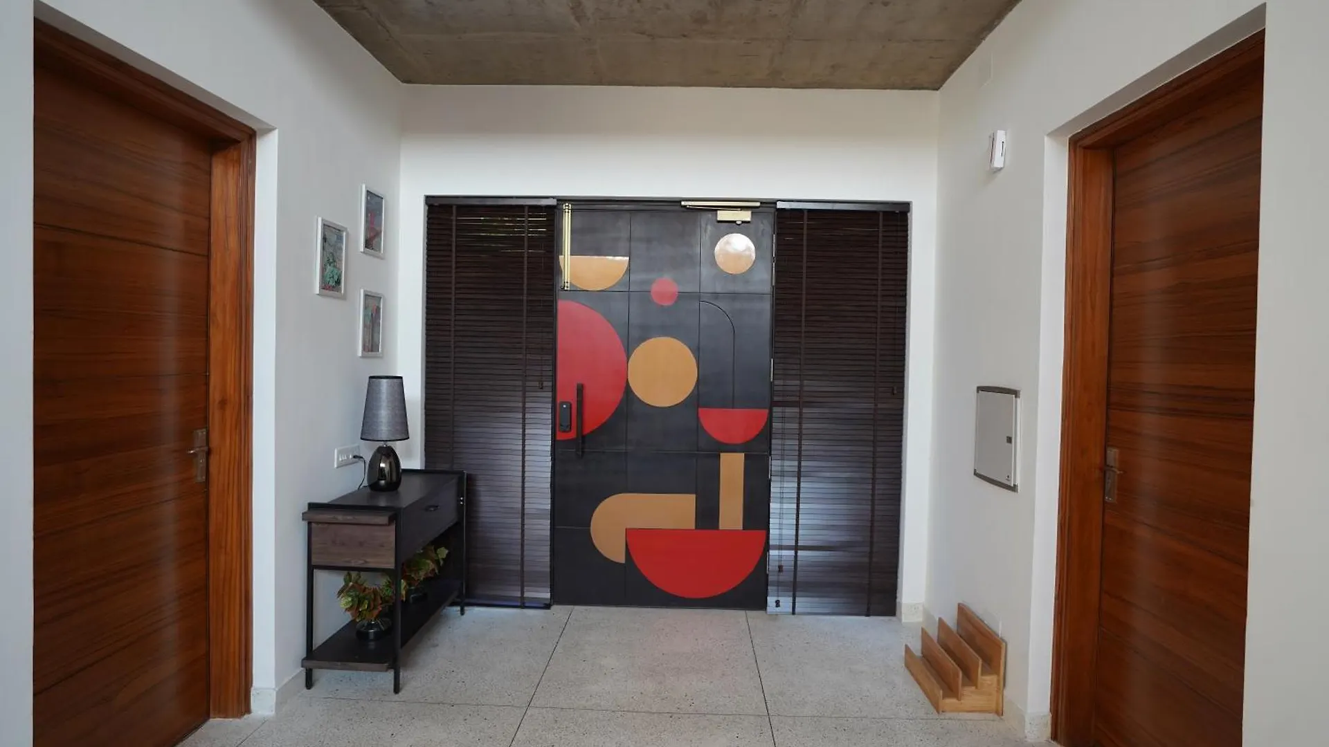 The Roadhouse - Minutes From The Runway Villa Zirakpur Holiday home