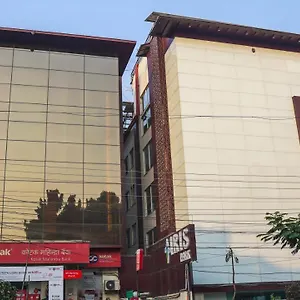  Hotel Iris Park India